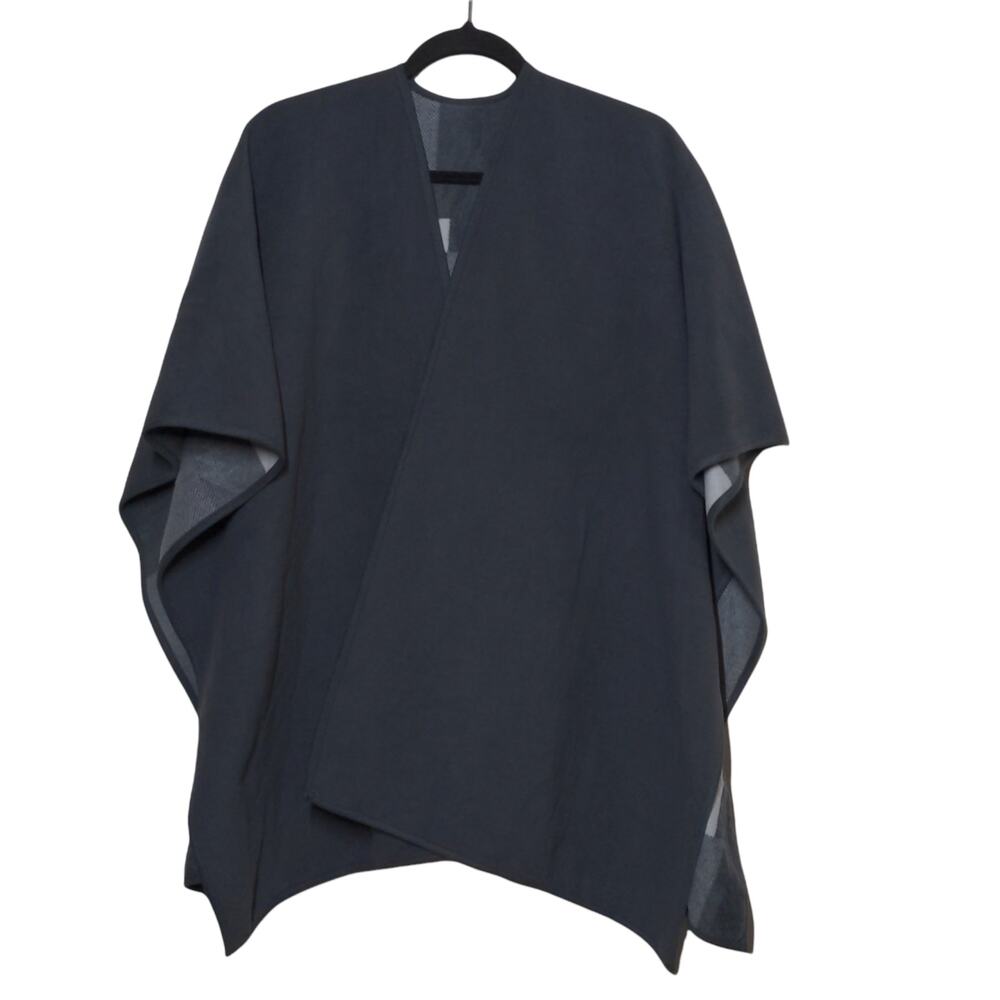 Woolrich Reversible Open Front Wrap / Cape In Gra… - image 5